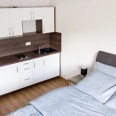 Apartment Adh