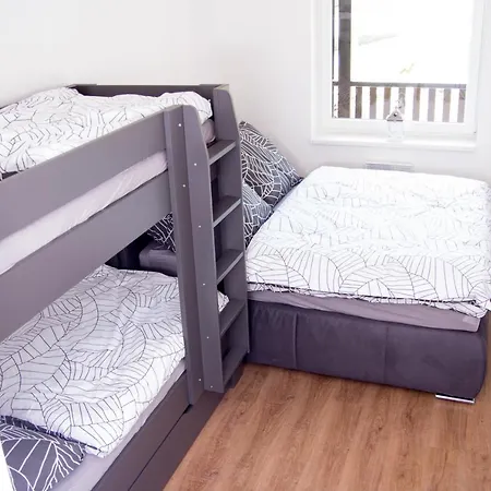 Apartment Adh