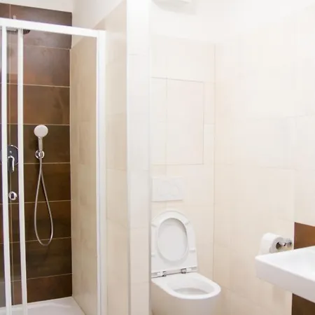 Apartment Adh