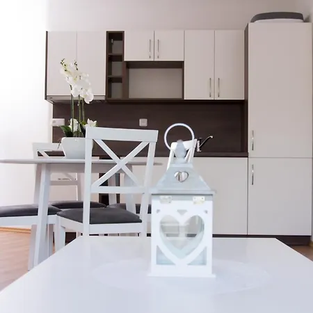 Adh Apartment Dolni Morava