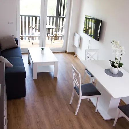 Apartment Adh